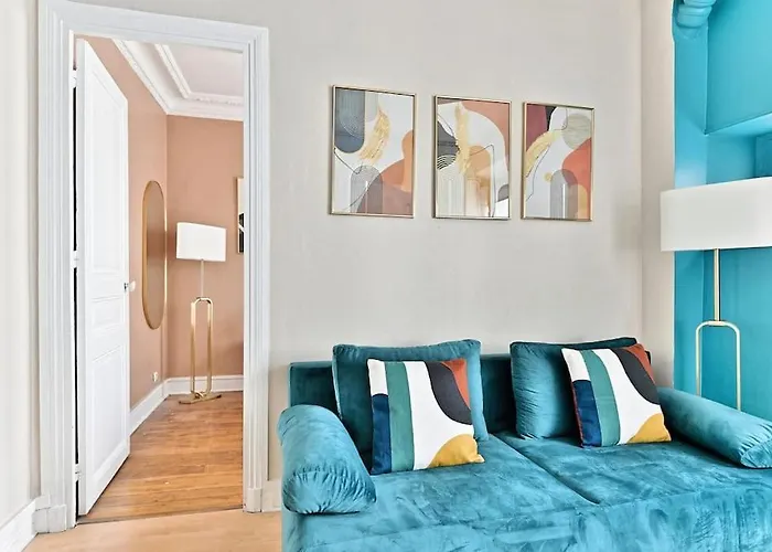 Colore Rue Niepce Parijs