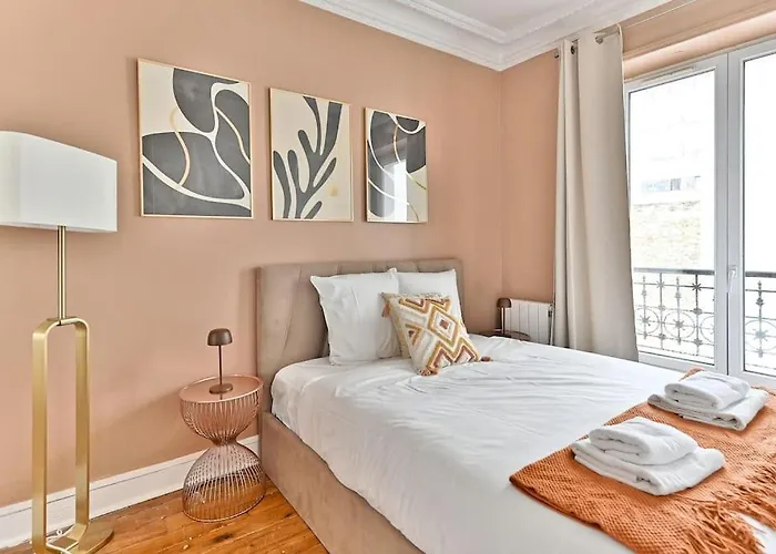 Appartement Colore Rue Niepce Parijs
