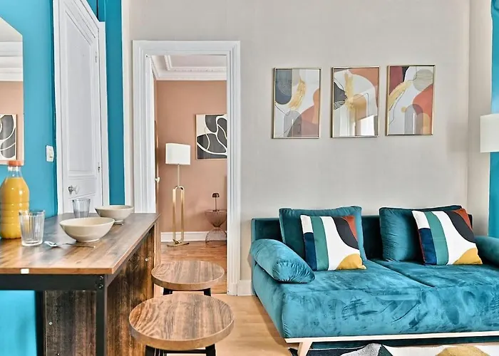 Colore Rue Niepce Parijs