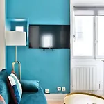 Colore Rue Niepce شقة باريس